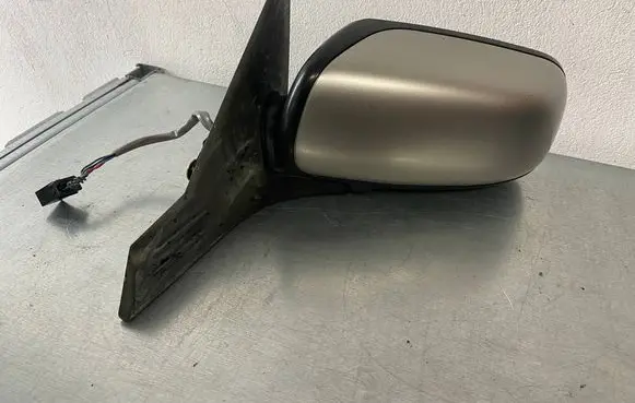 Subaru Impreza II Front door electric wing mirror 010752