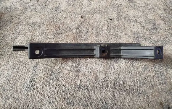 Audi TT Mk1 Rear bumper mounting bracket 8N0807453