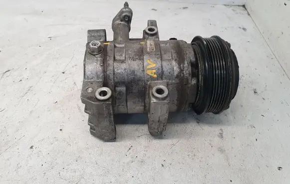 Ford Mondeo Mk III Air conditioning (A/C) compressor (pump) 19D629