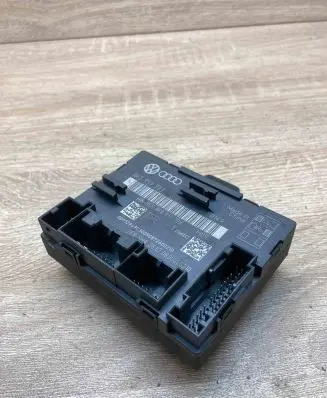 Audi Q5 SQ5 Door control unit/module 8K0959793