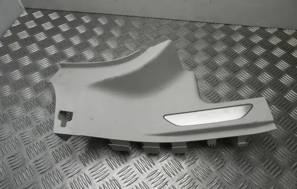 Jaguar I-Pace (C) pillar trim J9D313244A Baldai3643