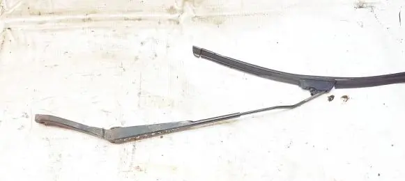 Honda Accord Front wiper blade arm