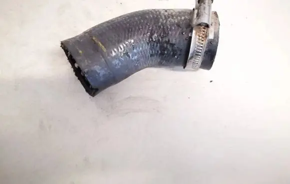 Nissan NV200 Intercooler hose/pipe