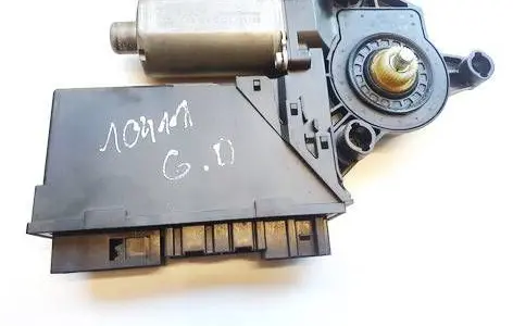 Seat Exeo (3R) Rear door window regulator motor 0130821766 8e0959802e