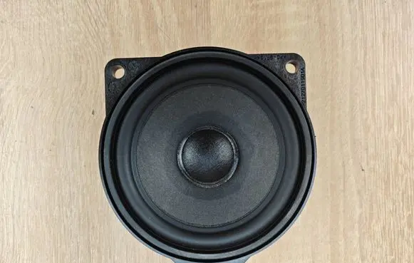 BMW 8 G16 Panel speaker 2622468