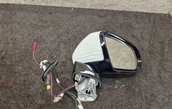 Mercedes-Benz E W238 Front door electric wing mirror 
