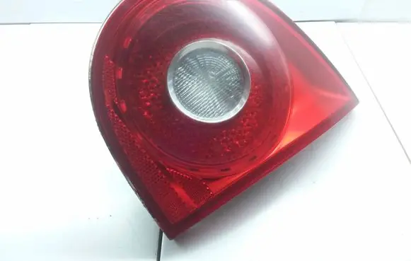 Volkswagen Golf V Tailgate rear/tail lights 1K6945094E 028500204