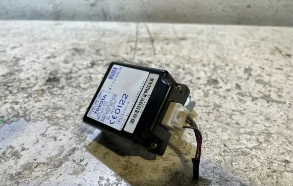Toyota Yaris Other control units/modules 8974152021 619825000 E13020313