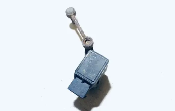BMW 5 E39 Front height sensor lever 1093698