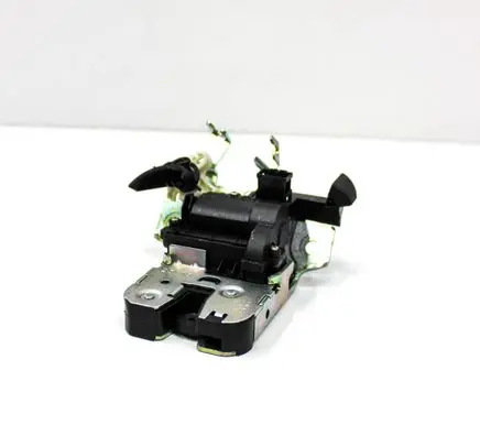 Audi A4 S4 B9 8W Tailgate/trunk/boot lock/catch/latch 8W082750303S