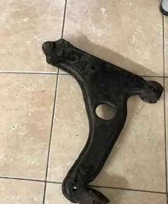 Opel Zafira A Front lower control arm/wishbone