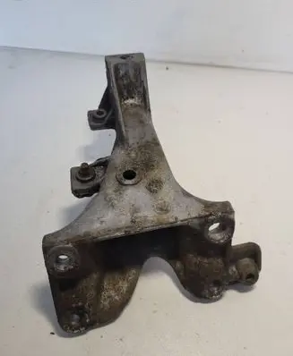 BMW 3 E36 Engine mounting bracket 1141137