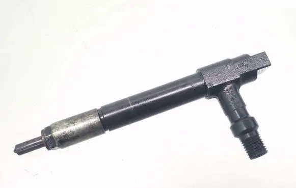 Mazda Premacy Fuel injector 7390 11B