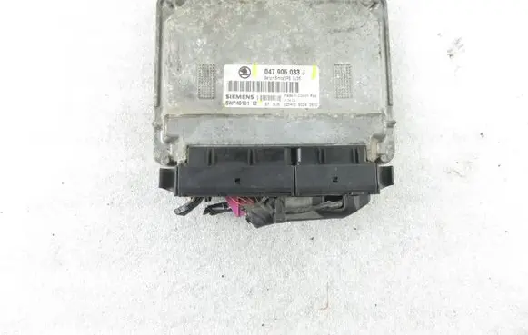 Skoda Fabia Mk1 (6Y) Engine control unit/module 5WP4018112 047906033J