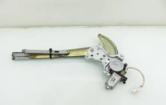 Suzuki Jimny Front door window regulator with motor 8346081A10