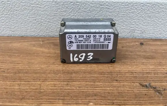 Mercedes-Benz CLK A209 C209 ESP acceleration yaw rate sensor A2095420018 448801001018 10098515074