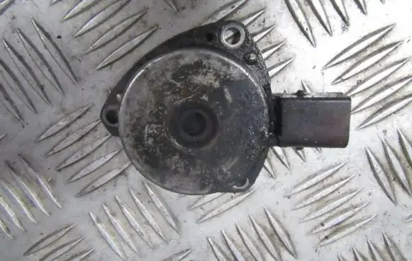 Mercedes-Benz C W203 Camshaft pulley/ VANOS a2710510177