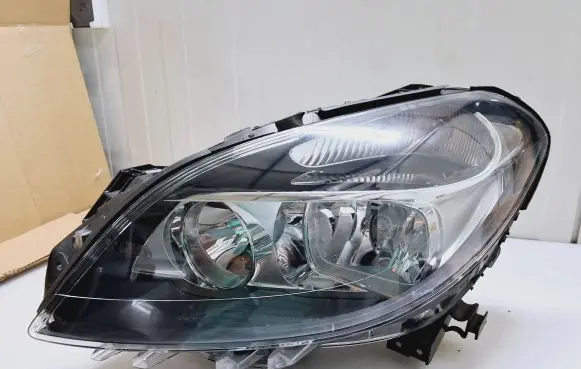Mercedes-Benz B W246 W242 Headlight/headlamp A2468200161 LE10A6228 030127120100