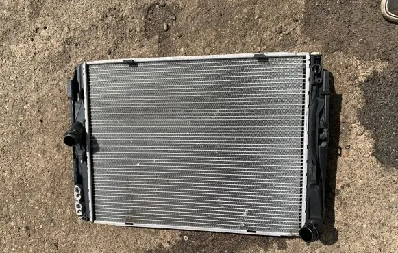 BMW 1 E81 E87 Radiator set 1883368 7524914 7524912