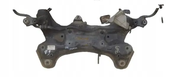 Hyundai i40 Front subframe 624013Z100