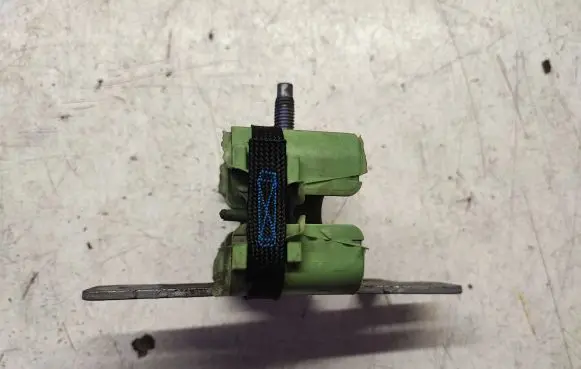 Muffler mount bracket/holder
