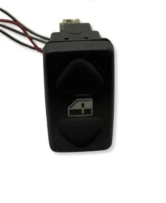 Land Rover Discovery Electric window control switch YUF101520 03035102