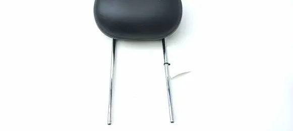Mercedes-Benz E W211 Front seat headrest 