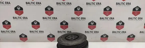 Mercedes-Benz E W212 Crankshaft pulley