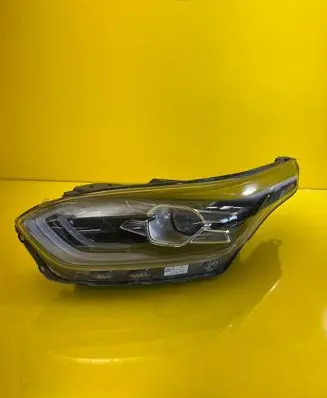 KIA Ceed Headlight/headlamp 92101J7100