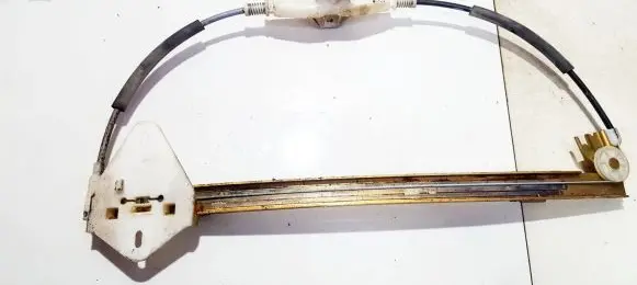Renault Megane I Front door window regulator with motor 
