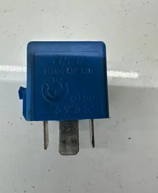 BMW 5 E60 E61 Other relay 6915327 6136 V23134K59X313