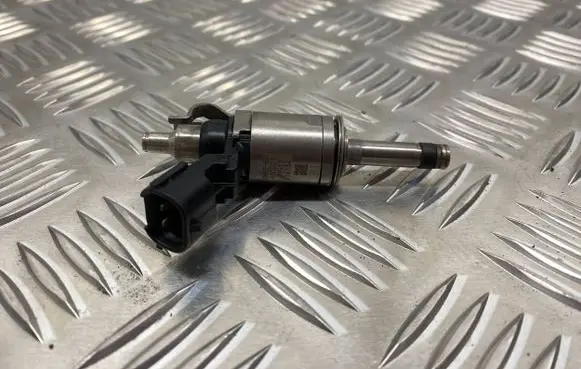 Ford Focus Fuel injector CM5EBB
