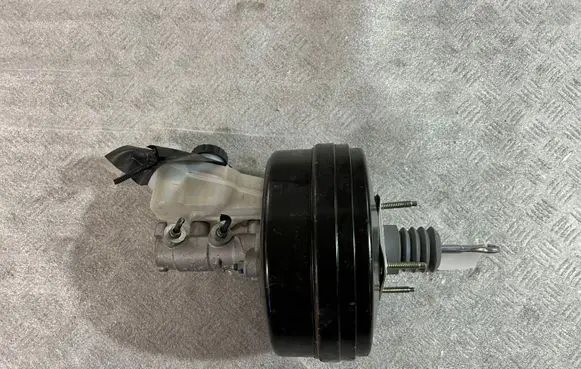 Maserati Levante Brake booster 670036711
