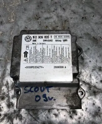 Skoda Octavia Mk2 (1Z) Airbag control unit/module 1K0909605T