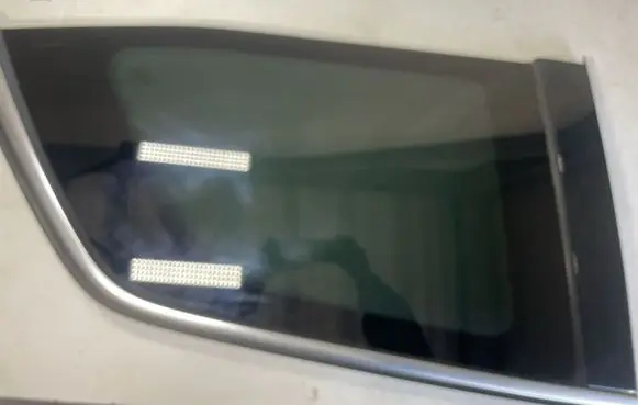 Mercedes-Benz GL X166 Rear side window 16603493
