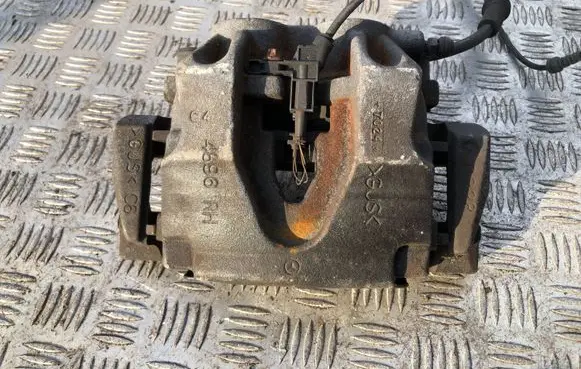 Mercedes-Benz GLE (W166 - C292) Front brake caliper