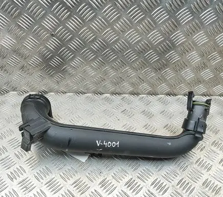 Volkswagen PASSAT B8 Intercooler hose/pipe 04E145673C