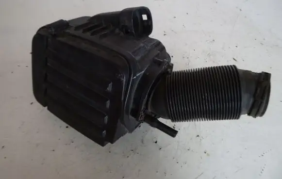Volkswagen Scirocco Air filter 