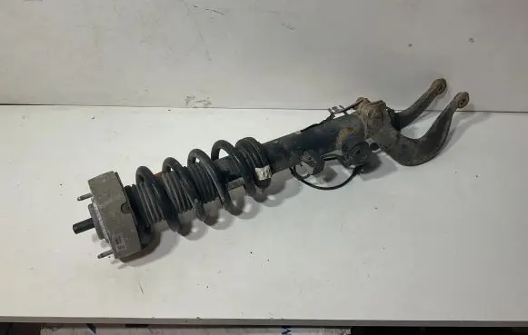 BMW X5 F15 Front shock absorber with coil spring 6851880 11071616098 11271618