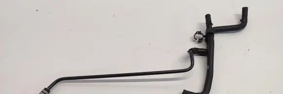 Engine coolant pipe/hose