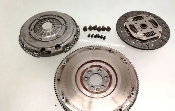Skoda Fabia Mk3 (NJ) Clutch set kit 04C105269E 04C141025P 04C141031C
