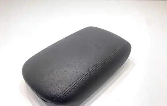 Hyundai i30 Armrest 