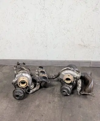 BMW 7 F01 F02 F03 F04 Turbo 4913107258 4913107259 A2041250096