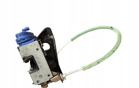 Audi A3 S3 8L Front door lock 4A0839015D
