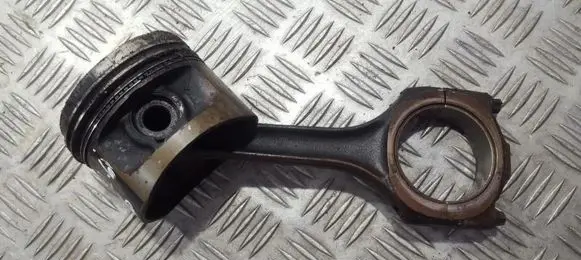 Audi A6 S6 C4 4A Piston with connecting rod