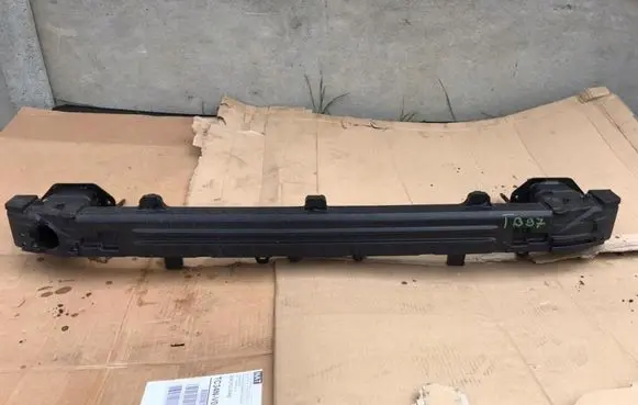 Hyundai i30 Rear bumper cross member 86631J9100