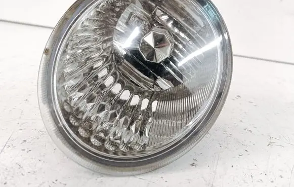 Subaru Outback (BS) Front fog light 84501AJ09A P4013R W0769
