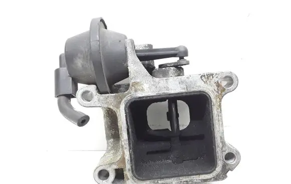 Volvo V70 EGR valve