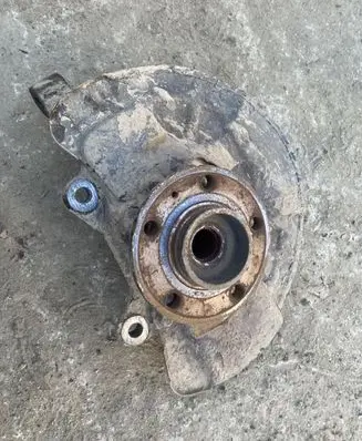 Volvo XC90 Front wheel hub