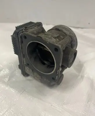 Nissan Primera Throttle valve SERA57601
